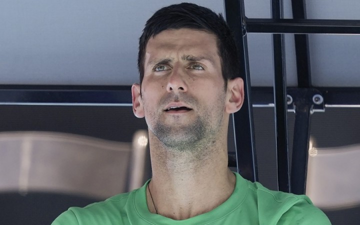 Djokovič sa chce v roku 2023 vrátiť do Melbourne, tvrdí riaditeľ Australian Open